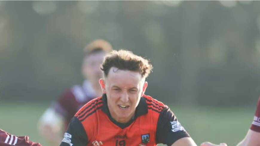 Daingean took a giant step towards the semi-finals with a second win in the Offaly Senior “B” Football Championship in Tubber on Thursday evening.