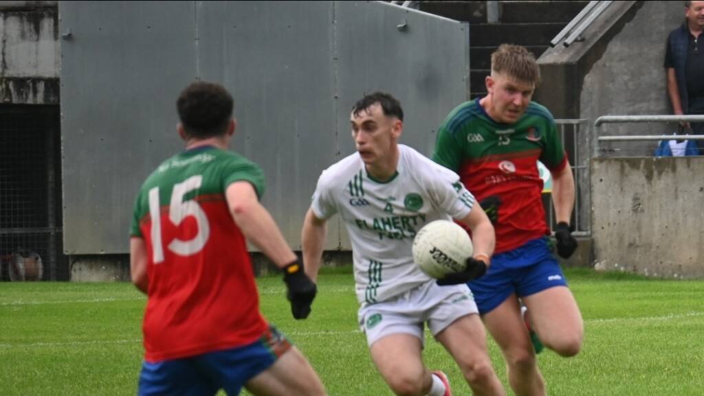 Ferbane book semi final spot as Shamrocks push all the way in second half 